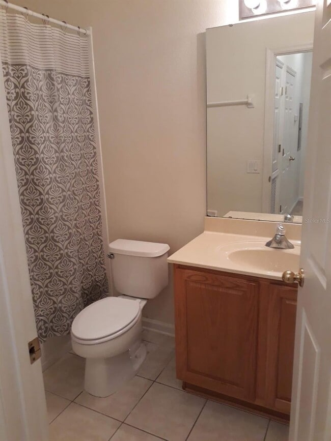 Building Photo - 1111 Oscar Square