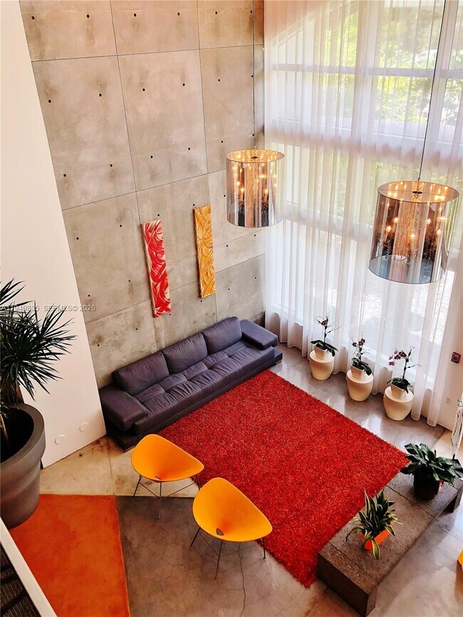 Building Photo - 234 NE 3rd St