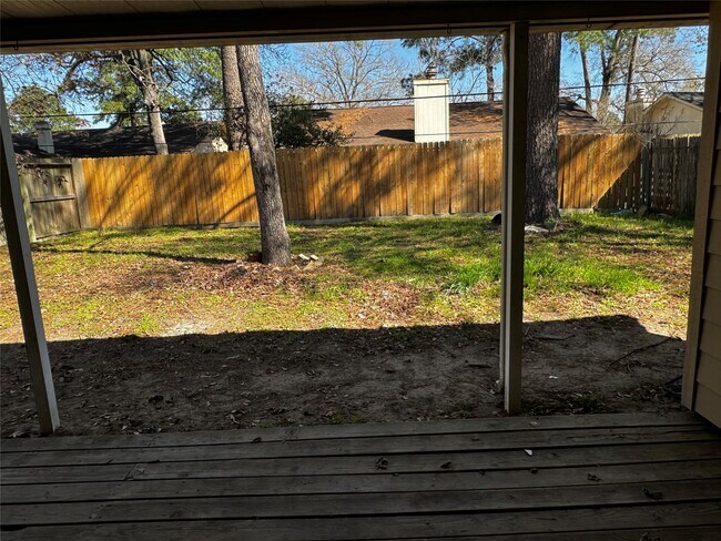Building Photo - 18614 Timbers Dr