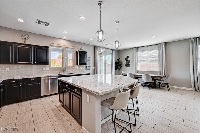 Building Photo - 10730 Cowlite Ave