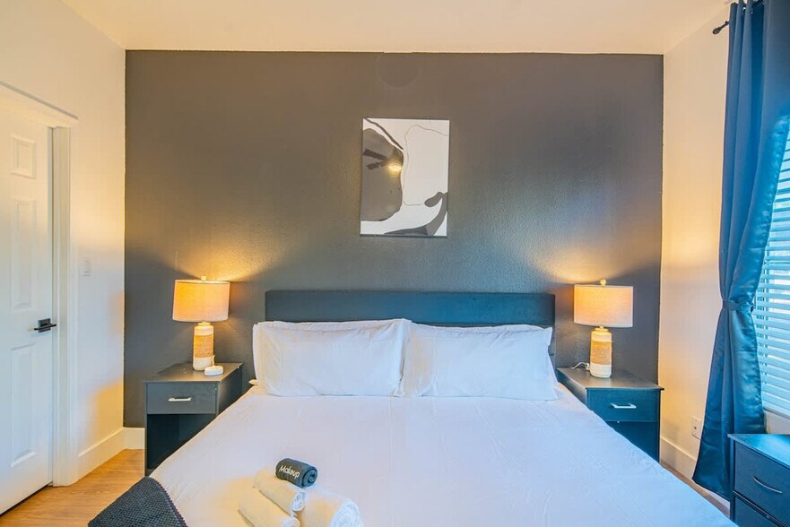 Building Photo - 7900 E Princess Dr