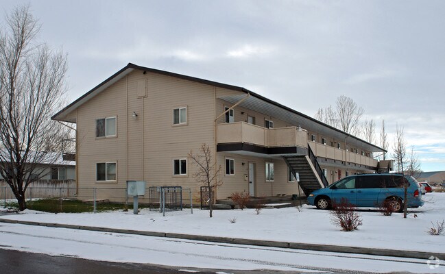 Primary Photo - Cherry Valley Apartments