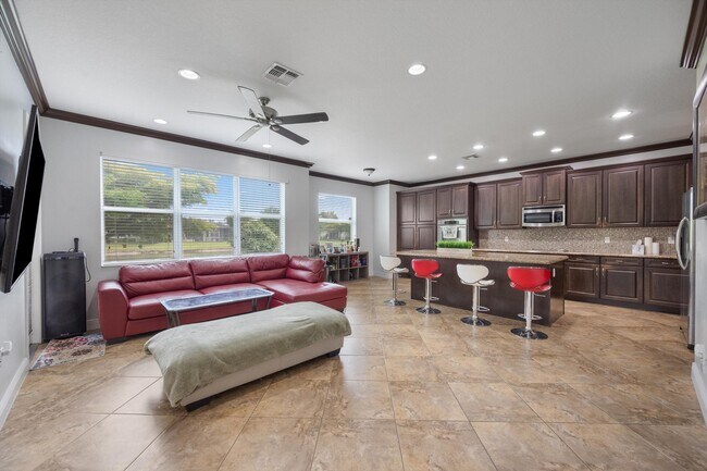 Building Photo - 2352 Bellarosa Circle