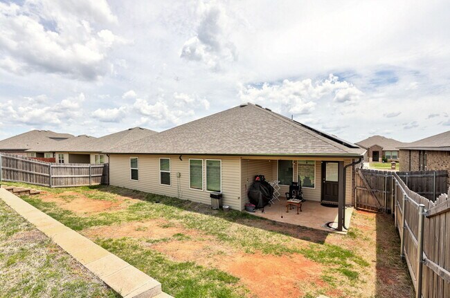 Building Photo - 14701 Travertine Fls Ln