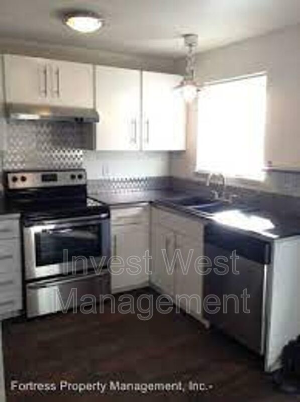 Building Photo - 9031 N Saint Louis Ave