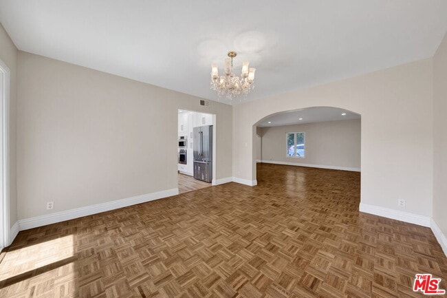 Building Photo - 16608 Park Ln Cir