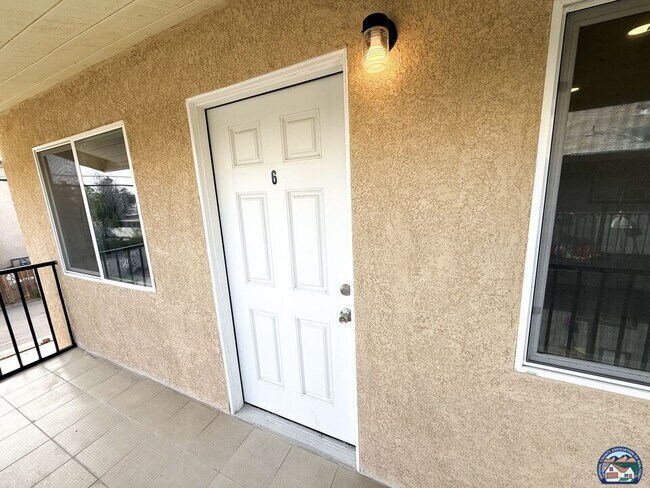 Building Photo - 912 Fourth St