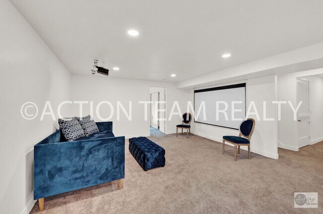 Building Photo - Single Family Home in Bluffdale!