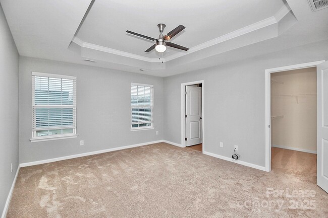 Building Photo - 6826 Colonial Garden Dr