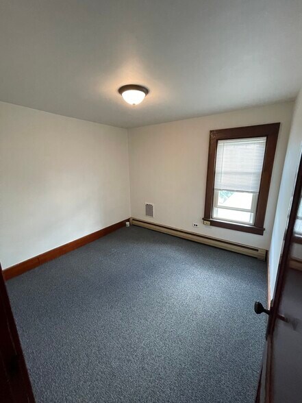 Building Photo - 2107 11th St