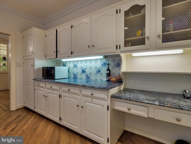 Building Photo - 6513 Kenhill Rd