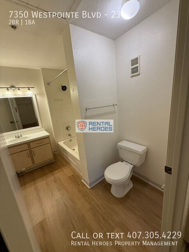 Building Photo - 7350 Westpointe Blvd