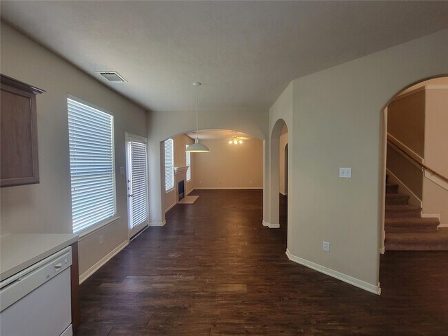 Building Photo - 3110 Clover Ranch Cir