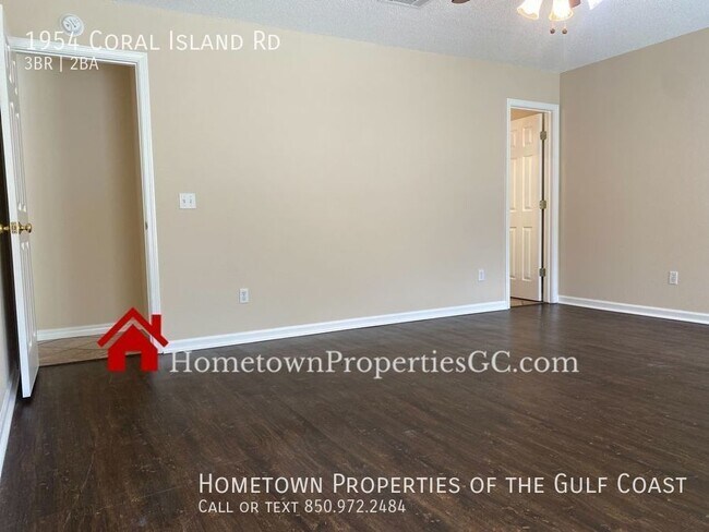Building Photo - POOL HOME near Naval Air Station Pensacola!