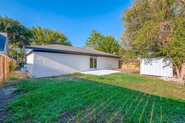 Building Photo - 7719 Dawnridge Dr