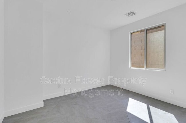 Building Photo - 13281 W Crimson Ter
