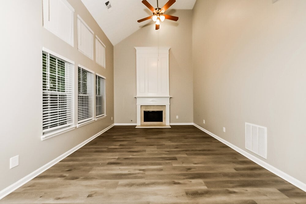 Building Photo - 417 Concord Cir