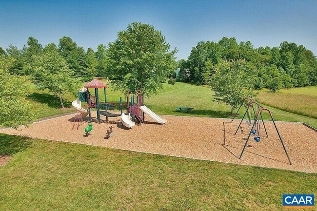 Building Photo - 2065 Tavernor Ln