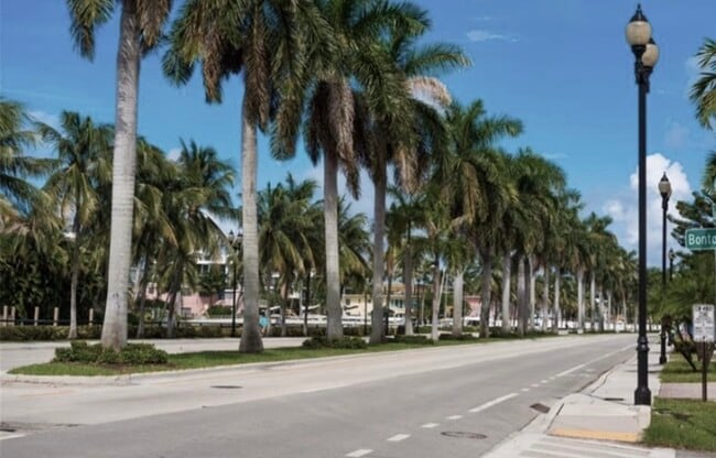 Building Photo - 1770 E Las Olas Blvd