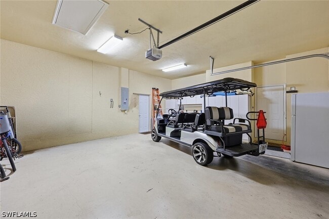 Building Photo - 7673 Mulberry Ln