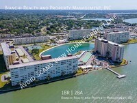 Building Photo - 4525 Cove Cir