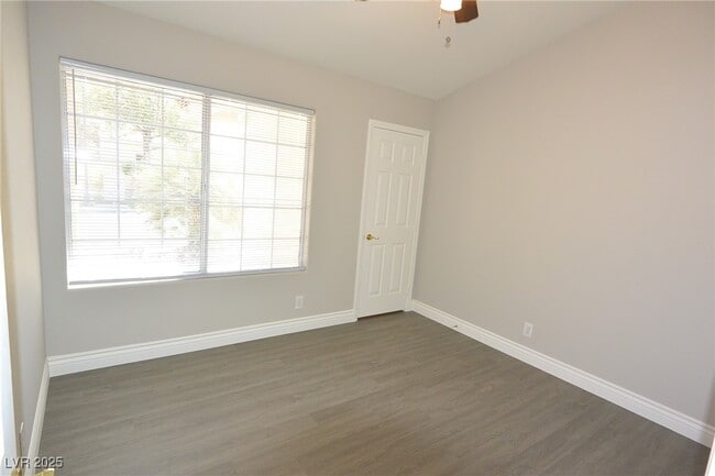 Building Photo - 4913 Forest Oaks Dr