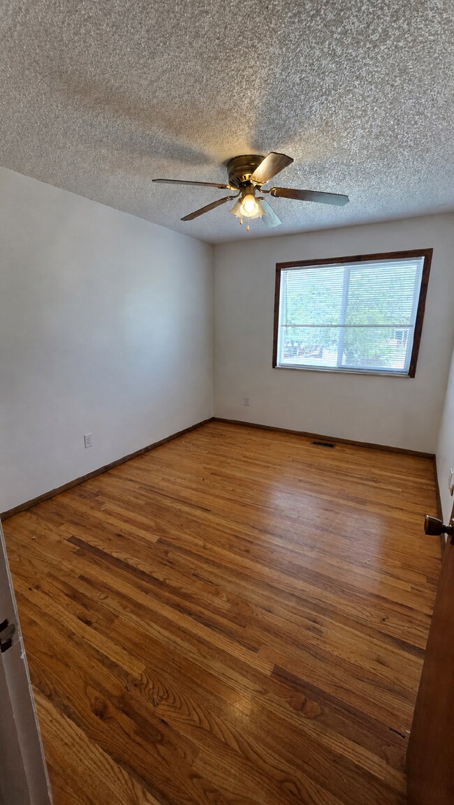 Building Photo - Spacious 3 Bed/ 3 Bath in Widefield Cul-de-Sac