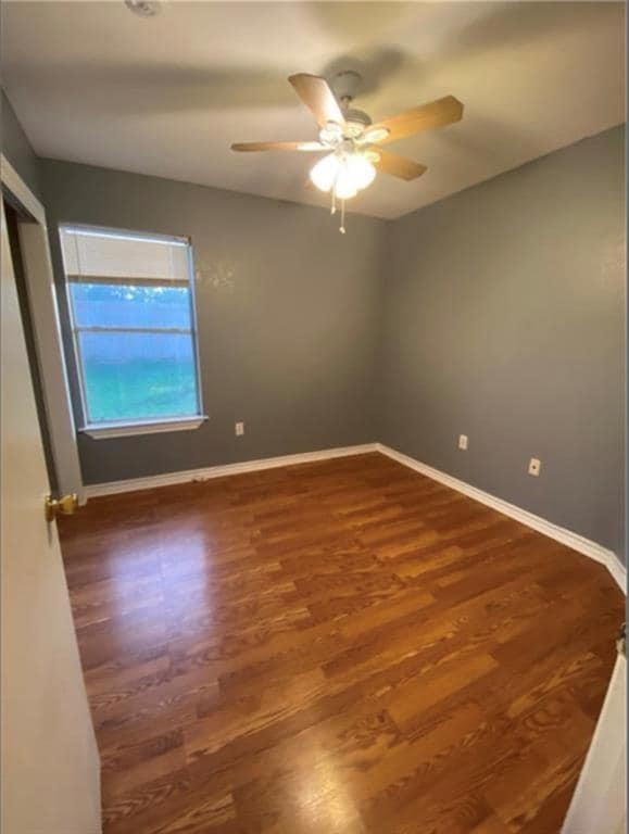 Building Photo - 1708 Lovingood Dr