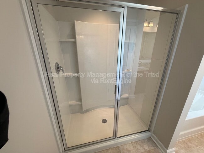 Building Photo - 5012 Shorthorn Way