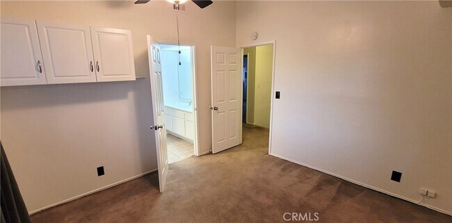 Building Photo - 14644 Bella Courte