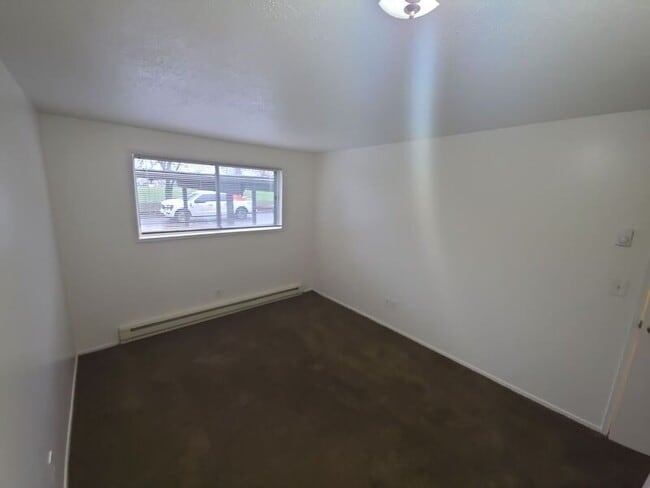 Building Photo - 3782 Iberis St NE