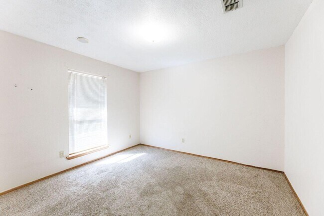 Building Photo - 5903 70th St