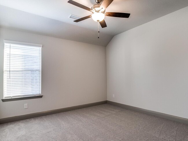 Building Photo - 7685 Regal Ln