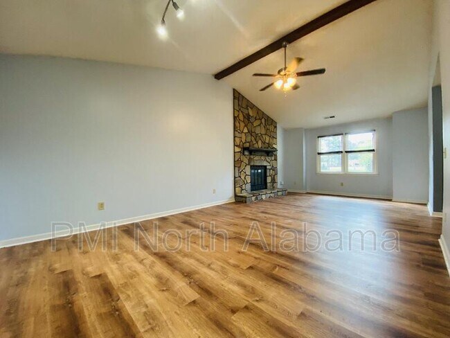 Building Photo - 212 Elton Cir S