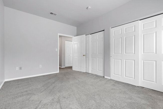 Building Photo - 8475 Pebble Creek Way