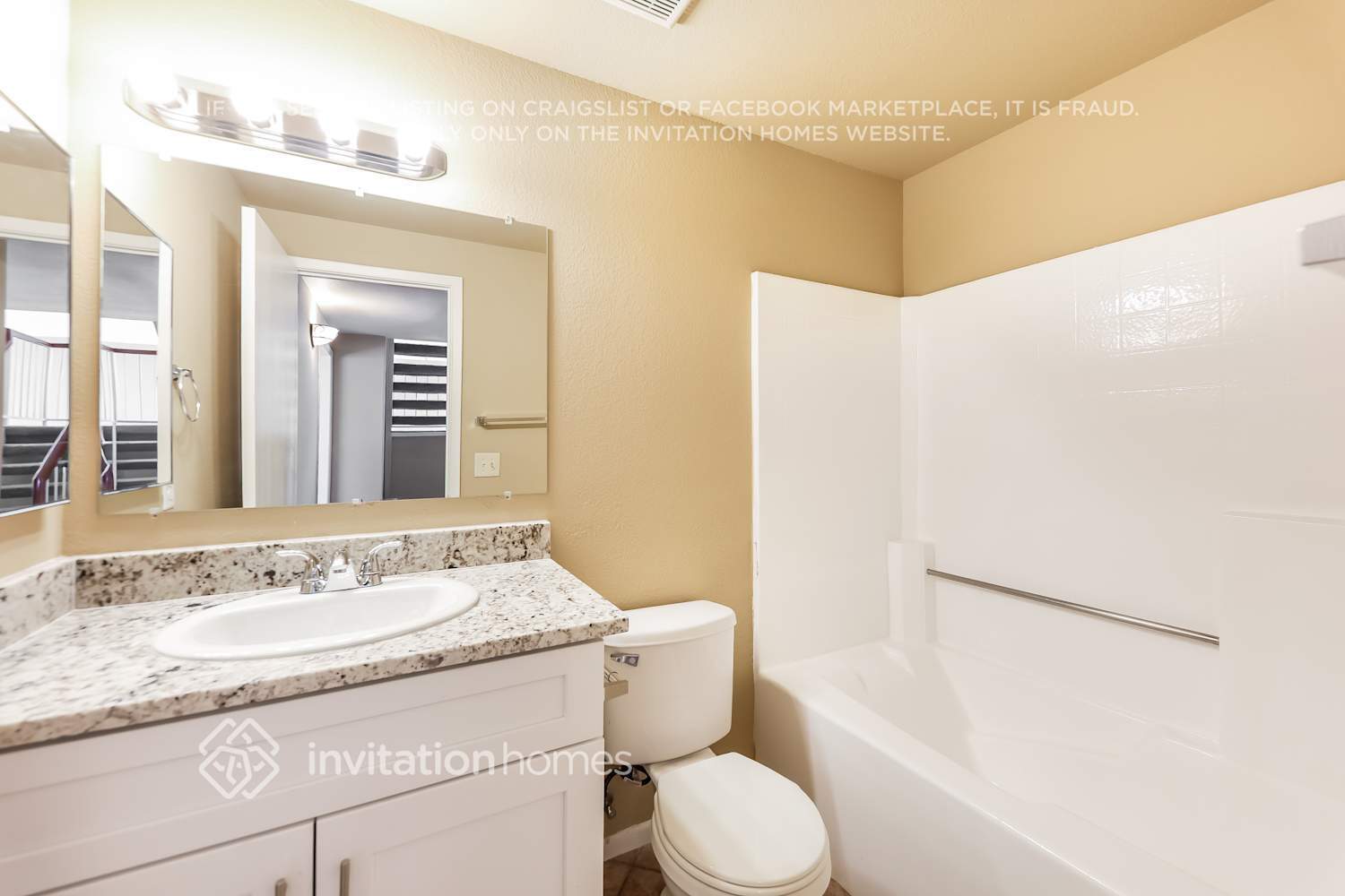 Building Photo - 938 E Rockwell Dr