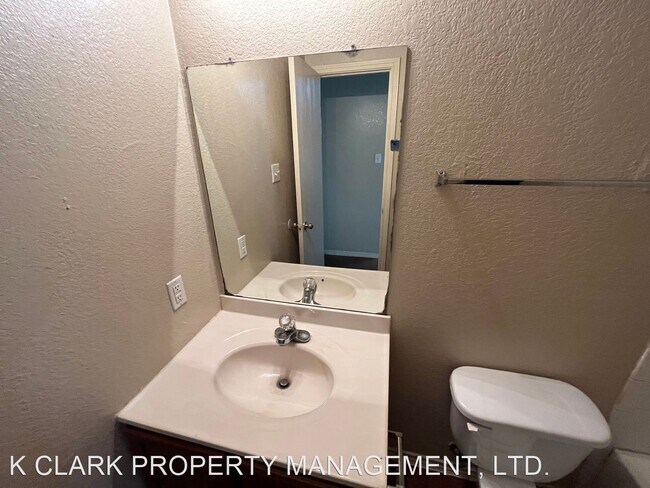 Building Photo - 4 br, 2 bath House - 8107 HEIGHTS VALLEY