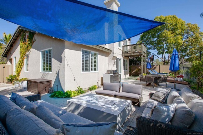 Building Photo - 6052 Rancho Bravado