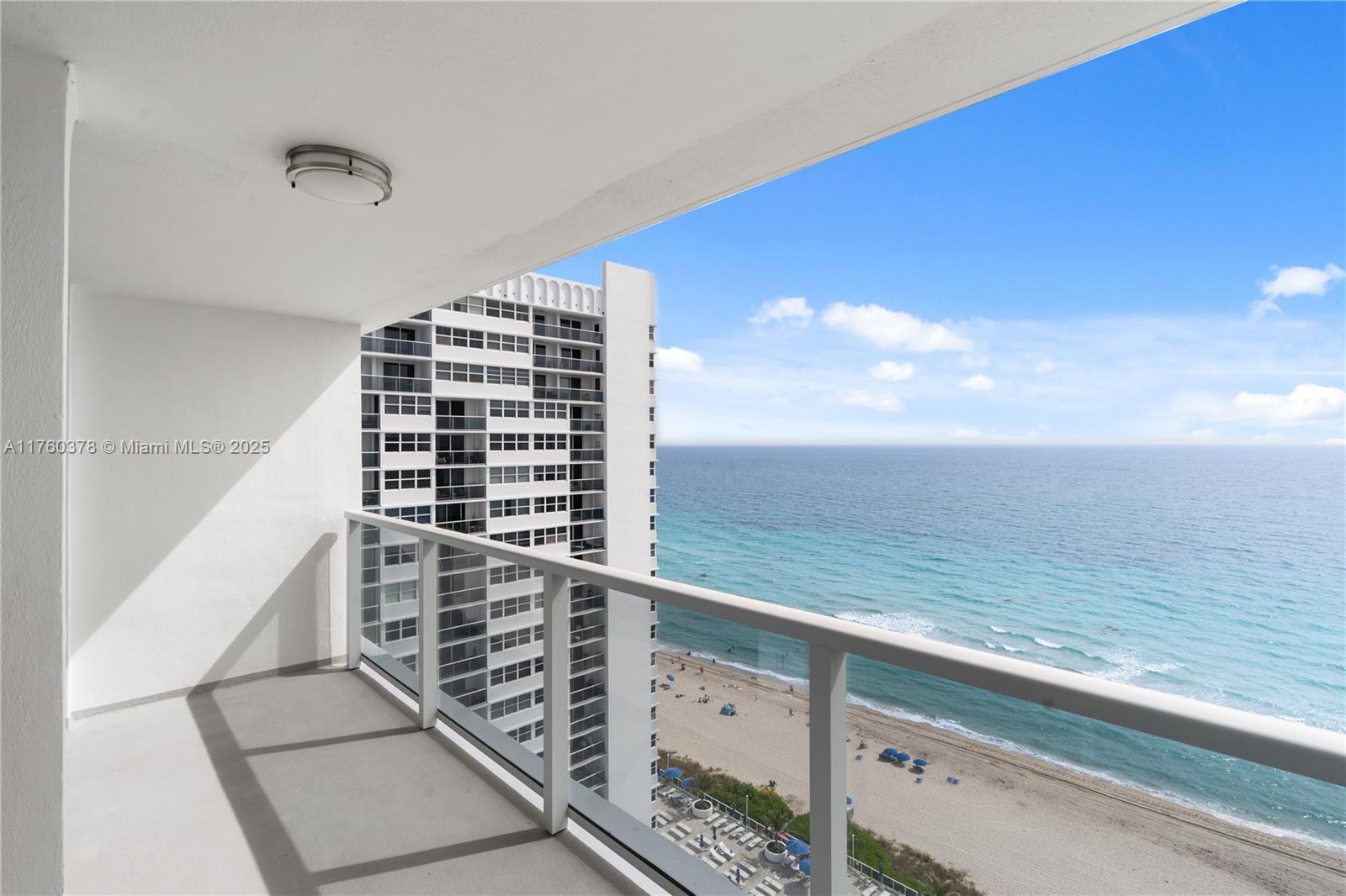 Building Photo - 1904 S Ocean Dr
