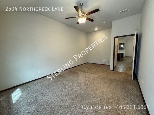 Building Photo - 2504 Northcreek Ln