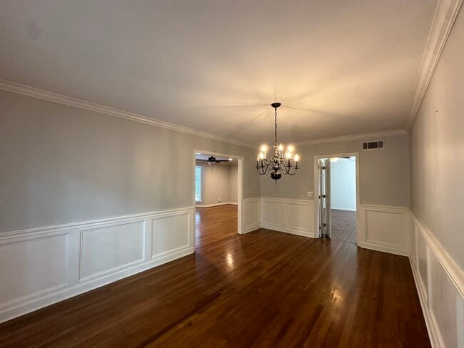Building Photo - 5901 Brierdale Ave