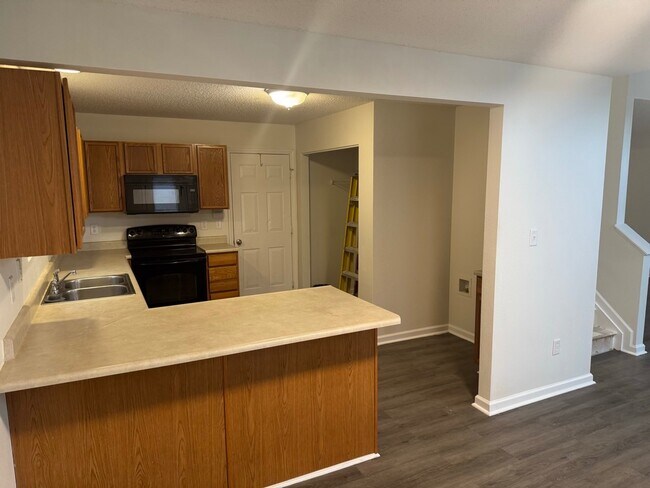 Building Photo - 10450 Candy Apple Ln