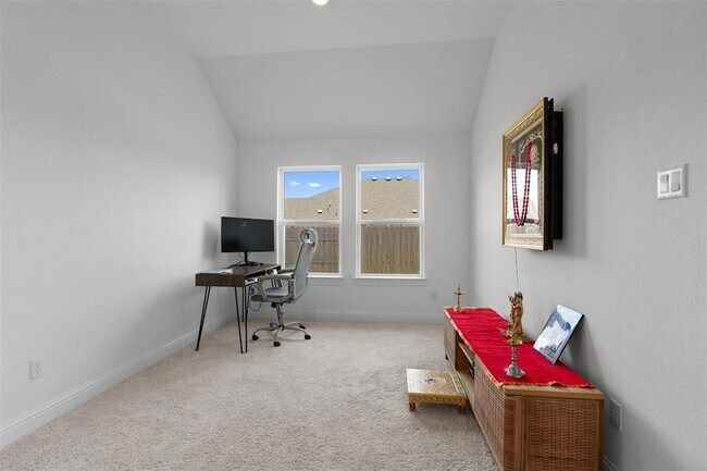 Building Photo - 20240 Smedley Dr