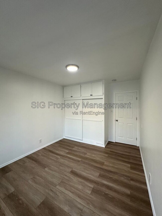 Building Photo - 13226 Maclay St