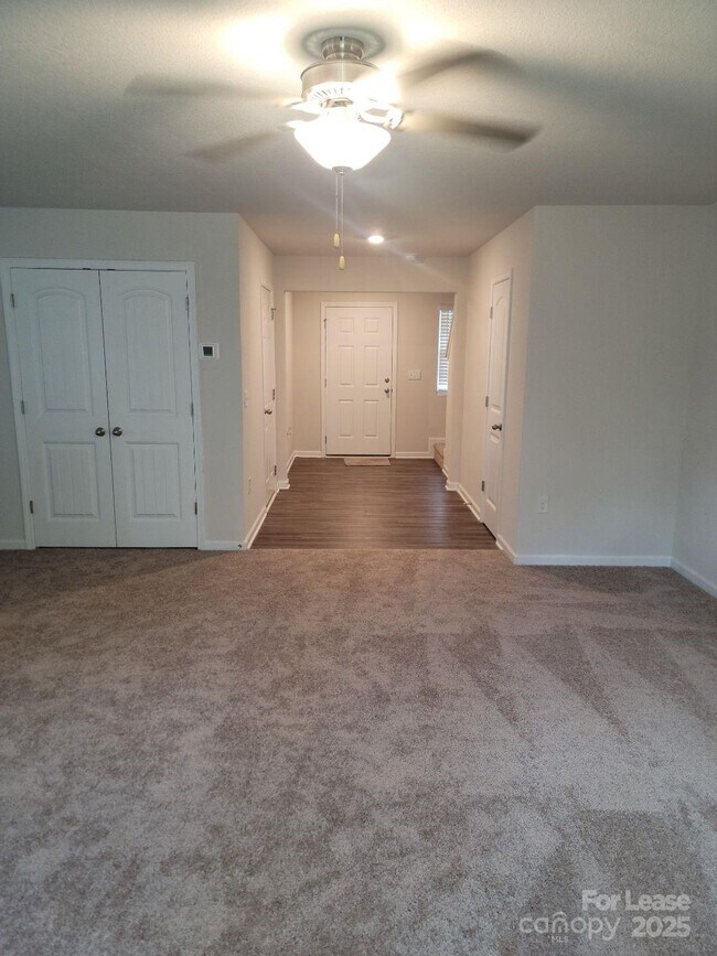 Building Photo - 9433 Creedmore Hills Dr