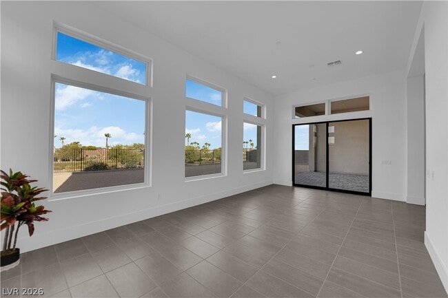 Building Photo - 4792 Outlook Peak St