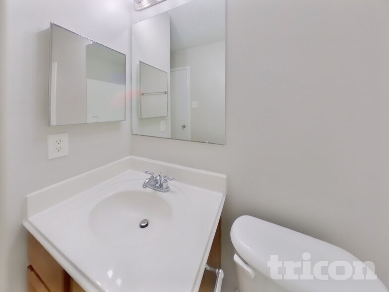 Building Photo - 7214 Winter Song Dr