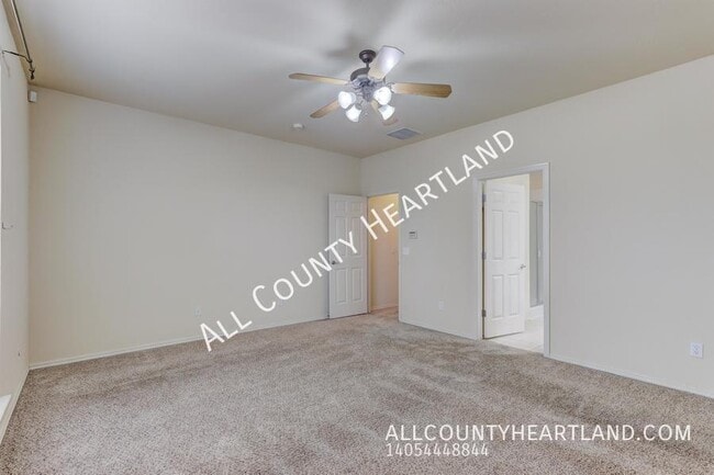 Building Photo - 15813 Traditions Blvd