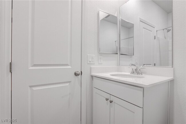 Building Photo - 3681 Inspirato Ave