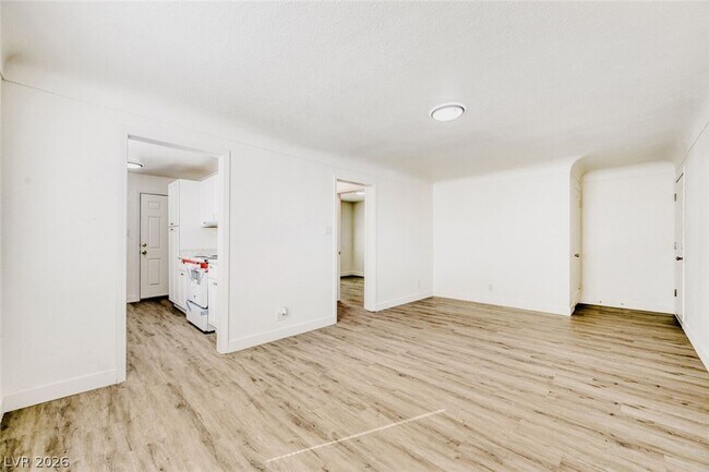 Building Photo - 1014 N 4th St